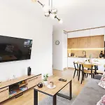 Pileckiego I By Jumpinhere דירה