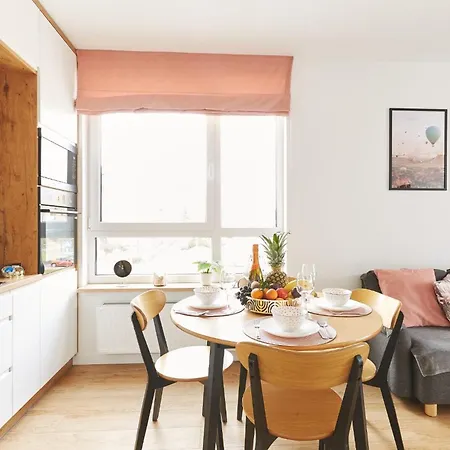 Apartament Pileckiego Nowy Dwór Mazowiecki Modlin Airport Apartamento *